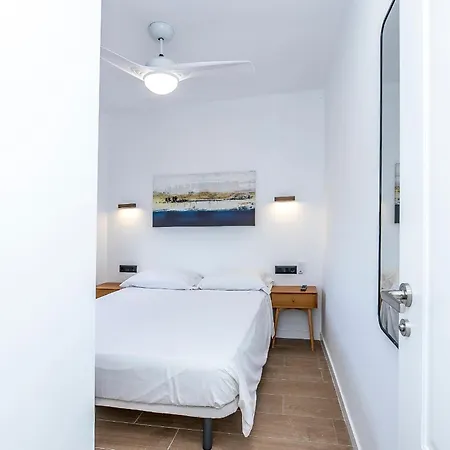 Lea Modern Attic Escape With Peaceful Terrace Апартаменты