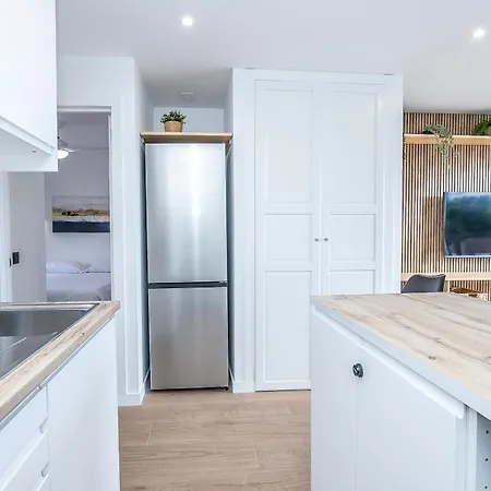 Lea Modern Attic Escape With Peaceful Terrace Апартаменты