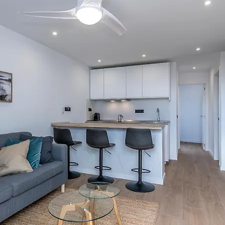 Lea Modern Attic Escape With Peaceful Terrace * Санта-Крус-де-Тенерифе