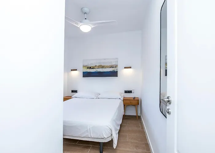 Lea Modern Attic Escape With Peaceful Terrace 公寓